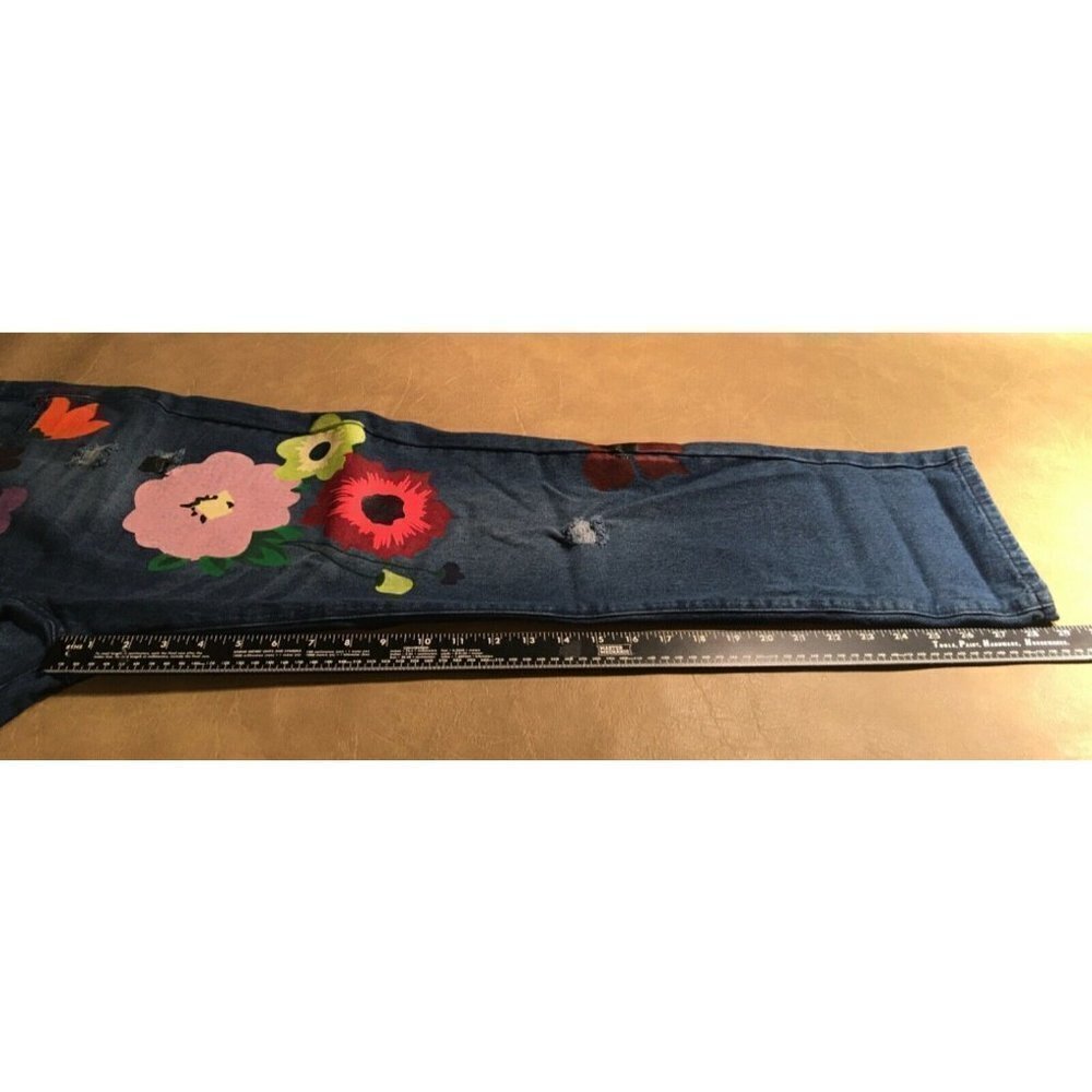 MISS LOOK Painted Boyfriend jeans, Dark Wash wMulticolor flowers, Size 6-8 - Picture 5 of 7